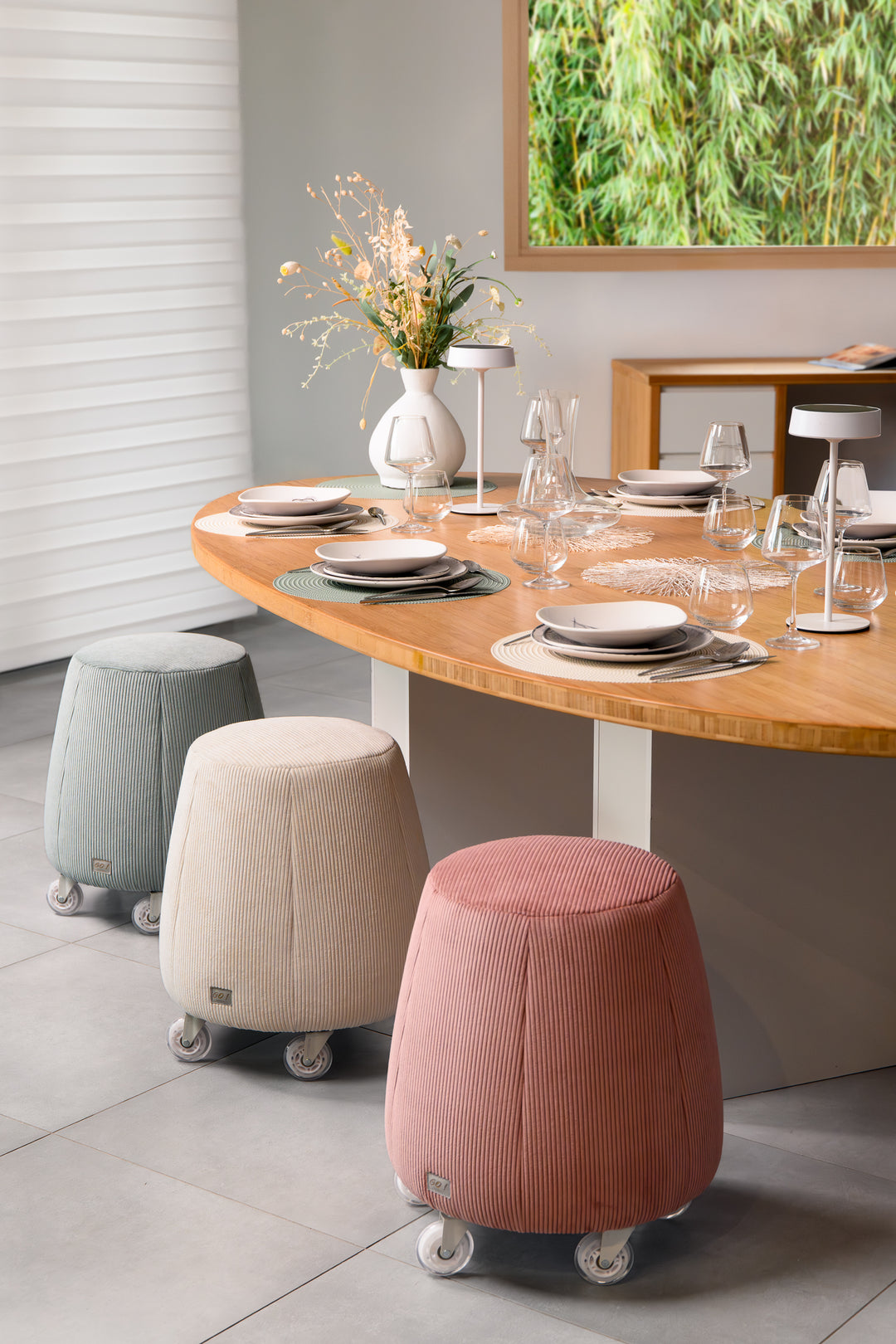 Tabouret ergonomique en velours - Blanc cassé